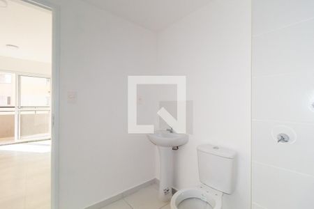 Banheiro de kitnet/studio para alugar com 1 quarto, 30m² em Brás, São Paulo