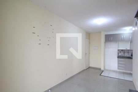 Sala de apartamento à venda com 2 quartos, 72m² em Vila Pirajussara, São Paulo