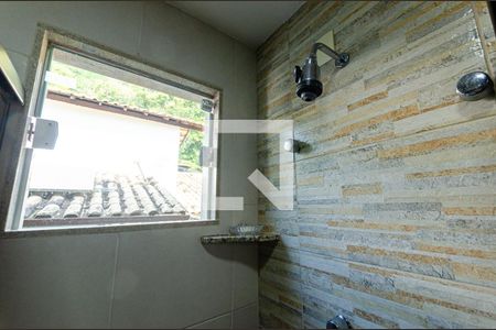 Casa de condomínio à venda com 370m², 5 quartos e 3 vagas Casa de condomínio à venda com 370m², 5 quartos e 3 vagasQuarto 2