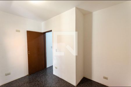 Quarto 1 de casa para alugar com 3 quartos, 66m² em Jardim Peri, São Paulo