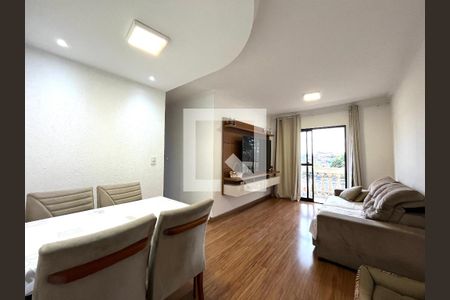 Sala de apartamento à venda com 3 quartos, 67m² em Vila Fachini, São Paulo