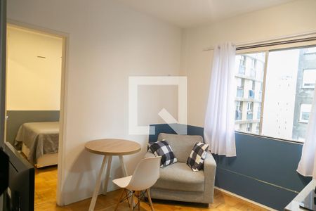 Sala de kitnet/studio à venda com 1 quarto, 35m² em Centro Histórico, Porto Alegre