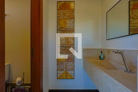 Casa de condomínio à venda com 430m², 4 quartos e 4 vagas Casa de condomínio à venda com 430m², 4 quartos e 4 vagasLavabo