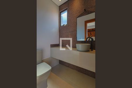 Casa de condomínio à venda com 430m², 4 quartos e 4 vagas Casa de condomínio à venda com 430m², 4 quartos e 4 vagasLavabo