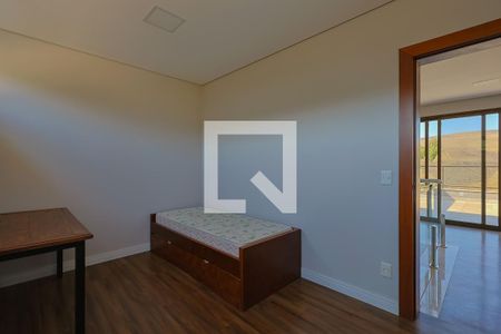 Casa de condomínio à venda com 430m², 4 quartos e 4 vagas Casa de condomínio à venda com 430m², 4 quartos e 4 vagasQuarto 4