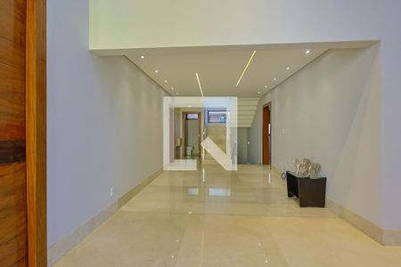 Sala de casa de condomínio à venda com 4 quartos, 430m² em Alphaville Nova Lima, Nova Lima