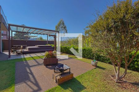 Casa de condomínio à venda com 430m², 4 quartos e 4 vagas Casa de condomínio à venda com 430m², 4 quartos e 4 vagasJardim