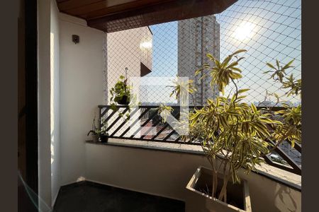 Varanda de apartamento à venda com 3 quartos, 100m² em Vila Alexandria, São Paulo