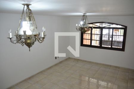 Sala de casa à venda com 3 quartos, 215m² em Rudge Ramos, São Bernardo do Campo