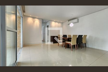 Sala de apartamento para alugar com 3 quartos, 110m² em Ponta da Praia, Santos