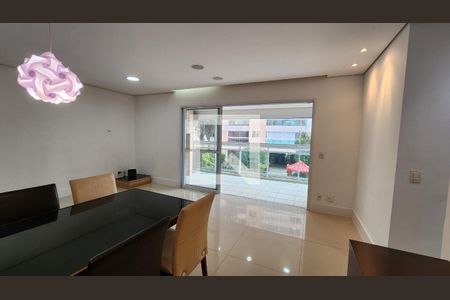 Detalhe Sala de apartamento para alugar com 3 quartos, 110m² em Ponta da Praia, Santos