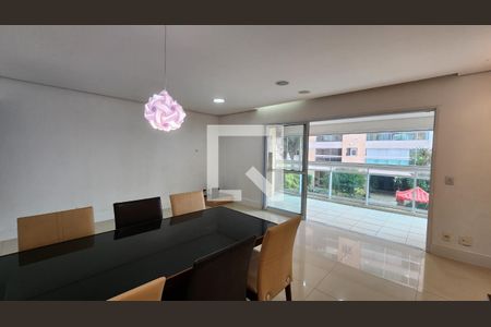 Sala de apartamento para alugar com 3 quartos, 110m² em Ponta da Praia, Santos