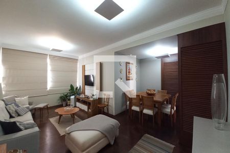 Sala de Estar de apartamento à venda com 3 quartos, 158m² em Centro, Campinas