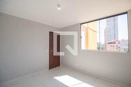 Quarto 2 de apartamento para alugar com 2 quartos, 53m² em Setor Leste Universitário, Goiânia