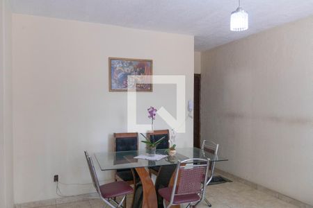 Sala de apartamento à venda com 2 quartos, 67m² em Conjunto Califórnia, Belo Horizonte