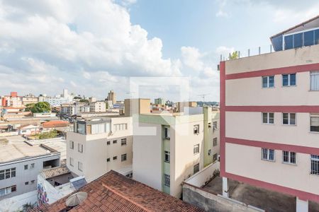 Sala de apartamento à venda com 2 quartos, 80m² em Monsenhor Messias, Belo Horizonte