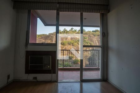 Sala de apartamento à venda com 1 quarto, 71m² em Flamengo, Rio de Janeiro