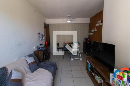 Sala de apartamento à venda com 2 quartos, 60m² em Centro, Niterói