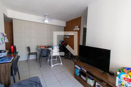 Sala de apartamento à venda com 2 quartos, 60m² em Centro, Niterói