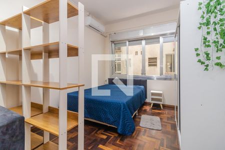 Quarto de kitnet/studio à venda com 1 quarto, 28m² em Farroupilha, Porto Alegre