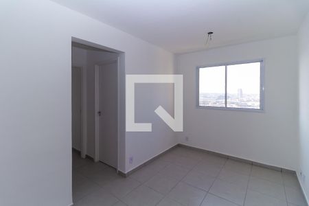 Sala de apartamento para alugar com 2 quartos, 50m² em Vila Fátima, São Paulo