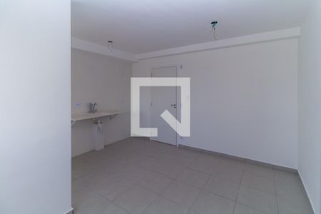 Sala de apartamento para alugar com 2 quartos, 50m² em Vila Fátima, São Paulo