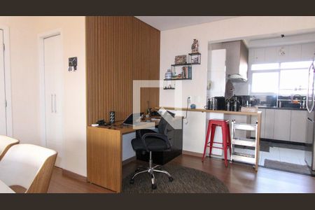 Sala de apartamento à venda com 3 quartos, 108m² em Jardim Avelino, São Paulo