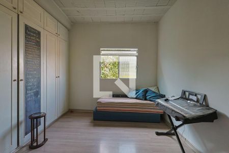 Suíte 1 de casa à venda com 3 quartos, 400m² em Concórdia, Belo Horizonte