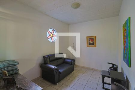 Sala de casa para alugar com 3 quartos, 400m² em Concórdia, Belo Horizonte