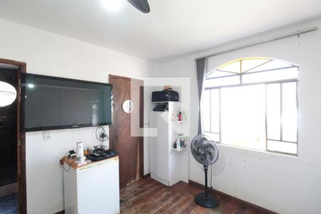 Suite de casa à venda com 3 quartos, 200m² em Serrano, Belo Horizonte