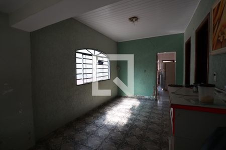 Sala de casa à venda com 3 quartos, 300m² em Vila Aricanduva, São Paulo