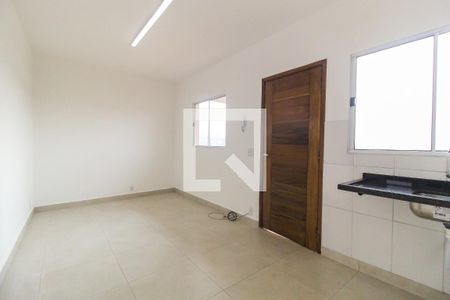 Sala/Cozinha de apartamento para alugar com 1 quarto, 45m² em Cidade Líder, São Paulo