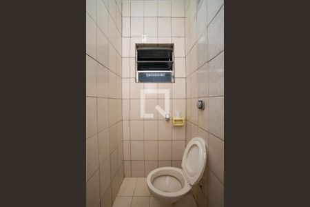 Banheiro de casa para alugar com 1 quarto, 75m² em Jardim Acácio, Guarulhos