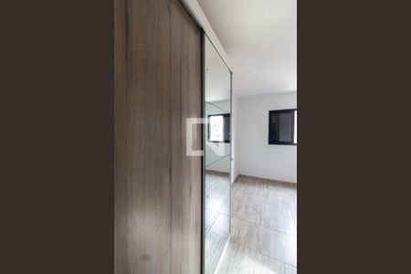 Quarto 1 de apartamento para alugar com 2 quartos, 55m² em Vila Paulicéia, São Paulo