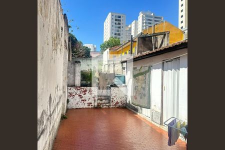 Foto 08 de casa à venda com 2 quartos, 200m² em Vila Bertioga, São Paulo