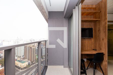 Varanda de kitnet/studio para alugar com 1 quarto, 22m² em Paraíso, São Paulo