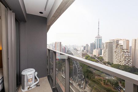 Varanda de kitnet/studio para alugar com 1 quarto, 22m² em Paraíso, São Paulo