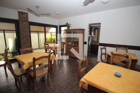 Casa de condomínio à venda com 175m², 3 quartos e 2 vagas Casa de condomínio à venda com 175m², 3 quartos e 2 vagasÁrea comum - Salão de festas