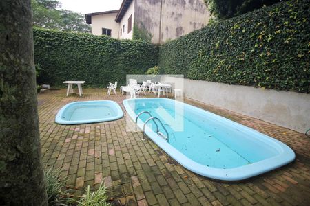 Casa de condomínio à venda com 175m², 3 quartos e 2 vagas Casa de condomínio à venda com 175m², 3 quartos e 2 vagasÁrea comum - Piscina