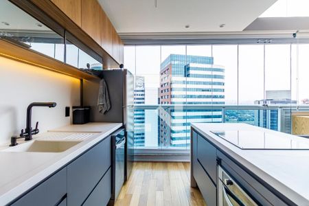 Cozinha de apartamento à venda com 1 quarto, 70m² em Pinheiros, São Paulo