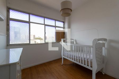 Quarto 1 de apartamento para alugar com 2 quartos, 65m² em Grajaú, Rio de Janeiro