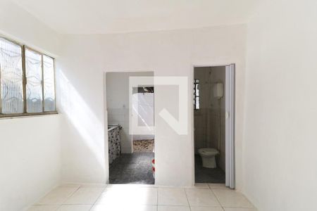 Sala/Quarto de casa para alugar com 1 quarto, 25m² em Quintino Bocaiúva, Rio de Janeiro