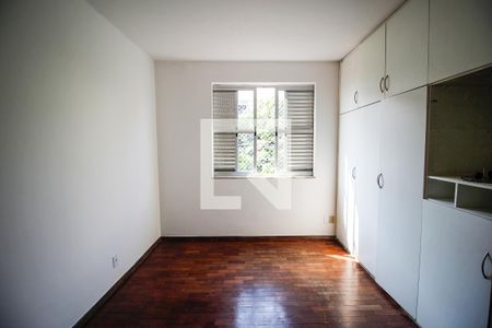 Suíte de apartamento à venda com 4 quartos, 130m² em Santo Antônio, Belo Horizonte