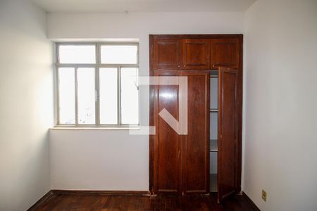 Apartamento à venda com 130m², 4 quartos e 2 vagas Apartamento à venda com 130m², 4 quartos e 2 vagasQuarto 2