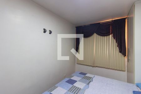 Quarto 1 de apartamento à venda com 2 quartos, 56m² em Vila Carmosina, São Paulo