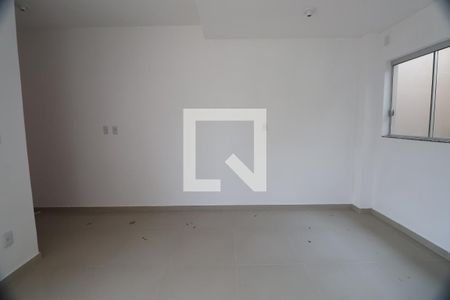 Sala de casa à venda com 2 quartos, 70m² em Niterói, Canoas