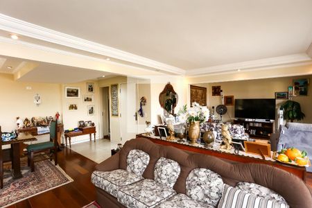 Sala de apartamento para alugar com 3 quartos, 200m² em Vila Sonia, São Paulo