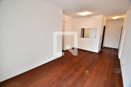 Sala de apartamento à venda com 2 quartos, 86m² em Maria Monteiro, Campinas