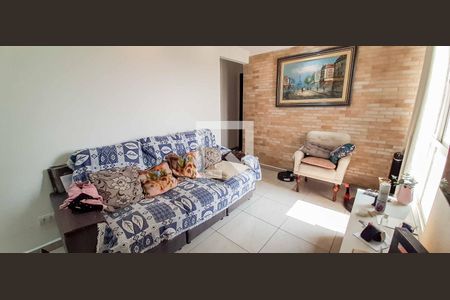 Sala de Estar de apartamento à venda com 2 quartos, 70m² em Iapi, Osasco