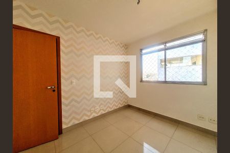 Quarto 1 de apartamento à venda com 3 quartos, 76m² em Sagrada Família, Belo Horizonte